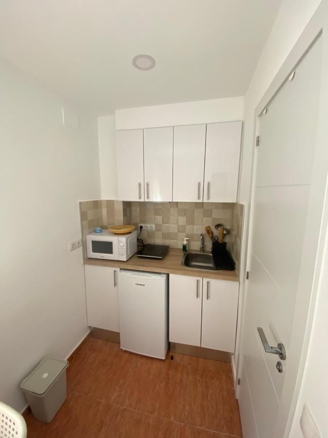 Habitaciones Con Bano Y Cocina Privada バレンシア エクステリア 写真